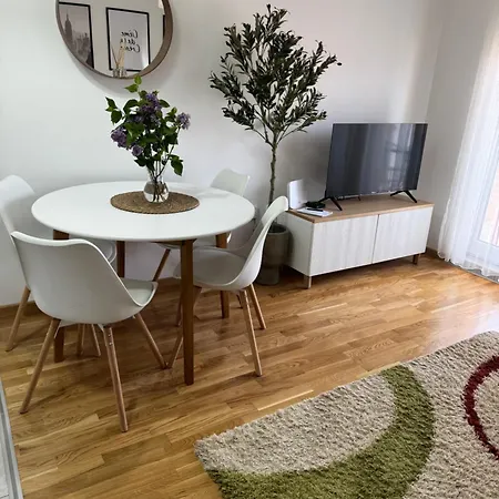 Daire Pazova Stara Pazova